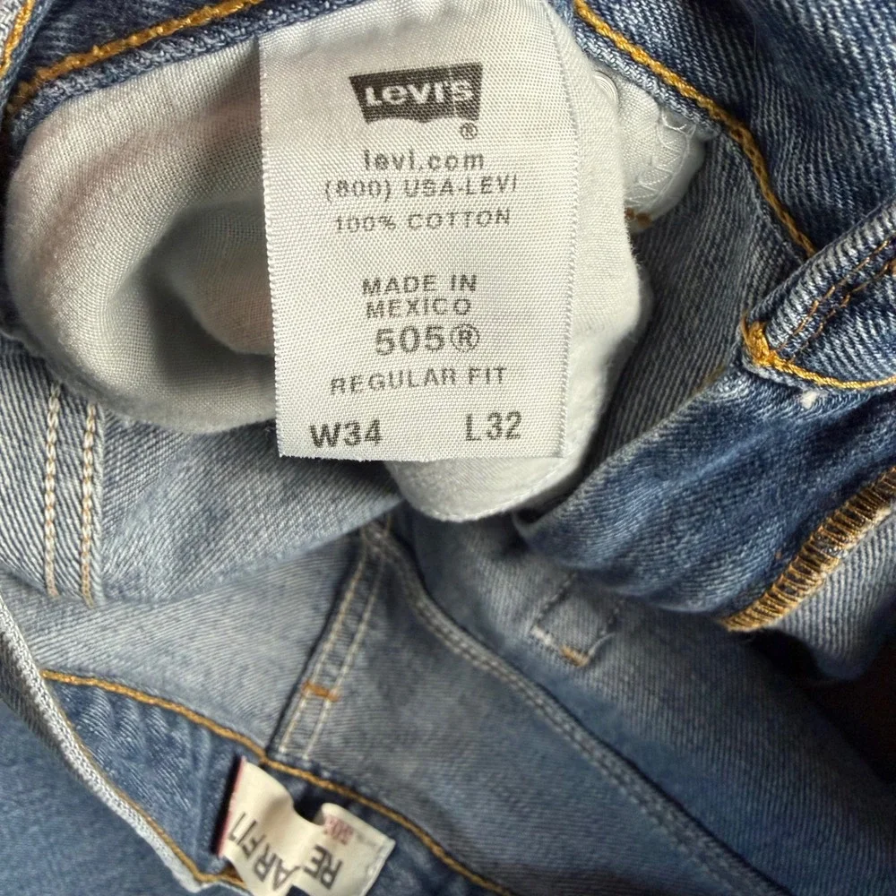VTG Levis 505 Regular Fit Mens Jeans 34x32 Medium Wash Blue Straight Leg Denim